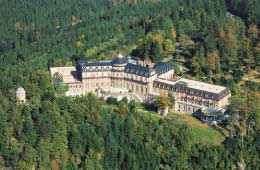 Helikopteraufnahme Bühlerhöhe Schlosshotel